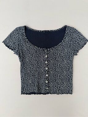 Brandy Melville Navy Floral Scoop Neck Button-Front Crop Top